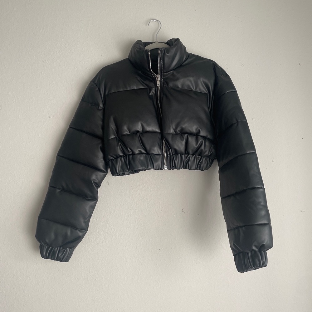 H:OURS Blaine Cropped Puffer Jacket in Black Revolve
